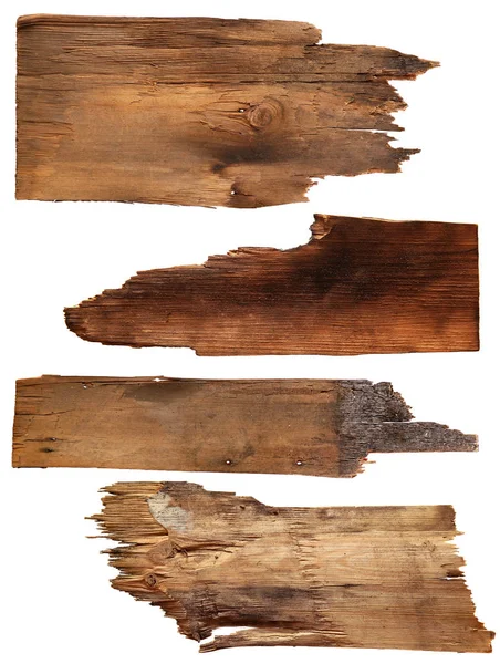 Quatro velhas tábuas de madeira isoladas sobre um fundo branco. Prancha de madeira velha — Fotografia de Stock
