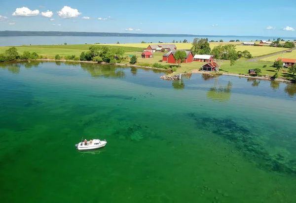 Wycieczka Łodzią Jeziorze Vattern Szwecji — Zdjęcie stockowe