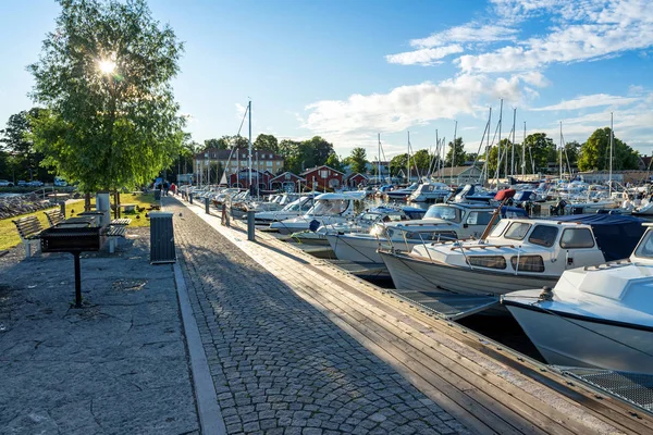 Hjo Hamn Sommarlandskapet — Stockfoto