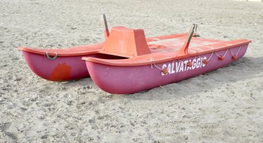 ve plaj kurtarma botu