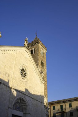 Sarzana güzel kilisede