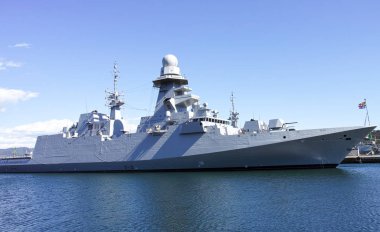 askeri gemi bir Harbour