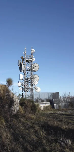 Detalhe da torre de telecomunicação — Fotografia de Stock