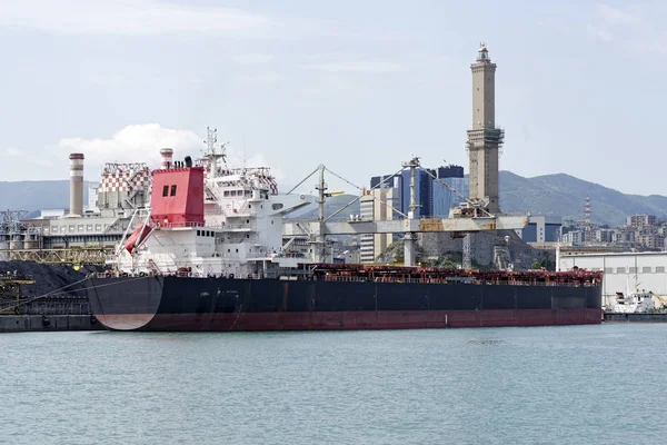 Detail of a big bulk carrier ship — Stock Photo, Image