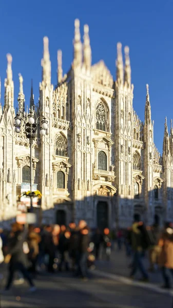 Duomo di Milano İtalya, Milano Katedrali'ne b ile anlam arıyor — Stok fotoğraf