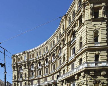 hystorical Napoli mimarisi