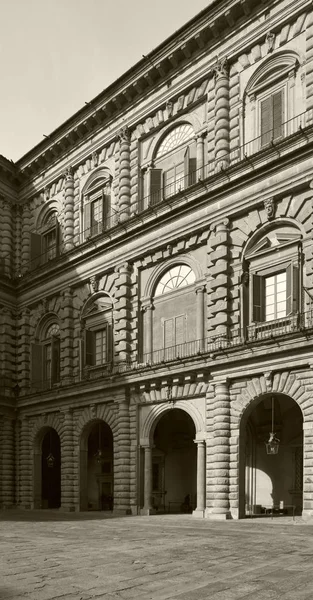 Vista do palazzo pitti — Fotografia de Stock