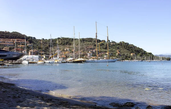 Detail of shipyard in le grazie — Stock Photo, Image