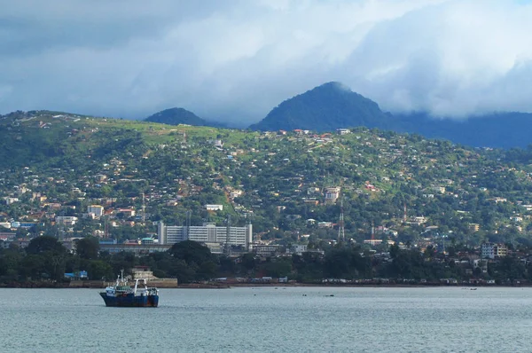 Freetown el puerto de sierra Leone — Foto de Stock