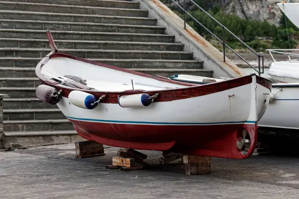 Vecchia barca in portovenere — Foto Stock