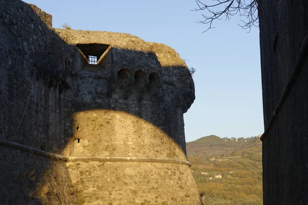 Fortress of sarzanello — Stock Photo, Image