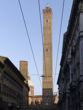 Asinelli tower görünüm aşağıdan, Bologna
