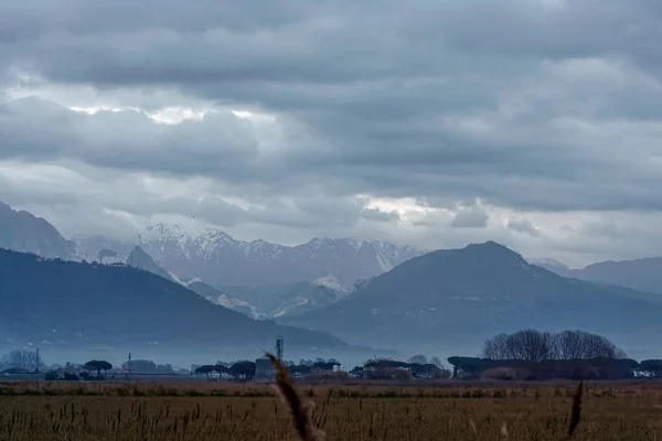 View Apuan Alps Summer Time Italy — Stock Photo, Image