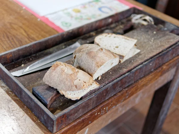 Scheibenbrot Auf Einem Holzbrett Meinem Haus — Stockfoto