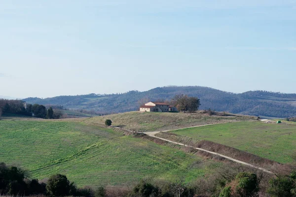 Muy bonita vista del prado de Toscana — Foto de Stock