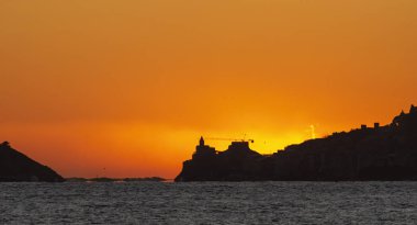 La spezia körfezinde güzel bir günbatımı