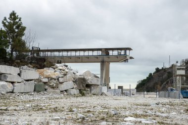 Carrara 'daki mermer ocağının manzarası çok güzel.