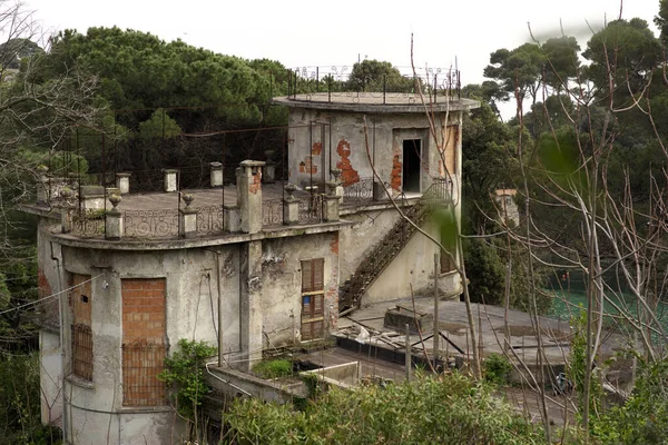 Detalle Una Hermosa Villa Terminada Para Construir Mal Estado —  Fotos de Stock