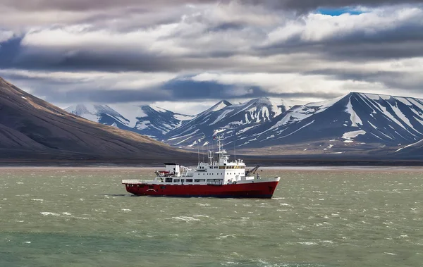 Summer Arctic Sea Spitsbergen Island — Stock Photo, Image