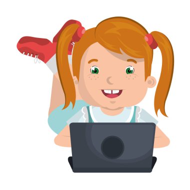 küçük bir çocukla online dizüstü bilgisayar