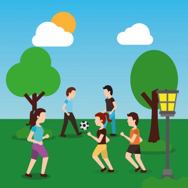 park adam kız yürümek, top oynarken erkekler genç insanlarda