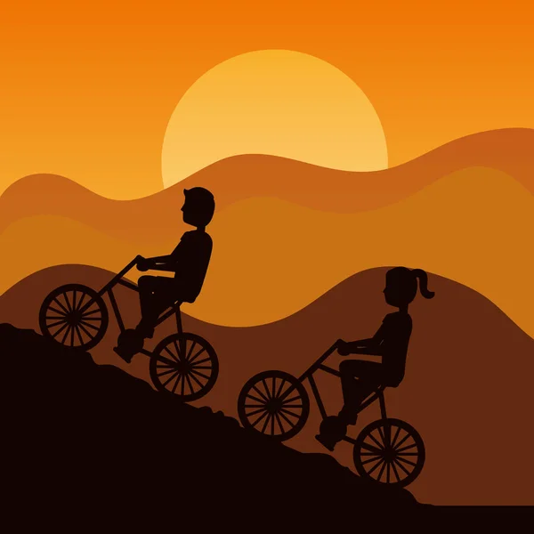 Silhouette eines Paares, das Fahrrad fährt und den Berg mit dem Himmel bei Sonnenuntergang besteigt — Stockvektor