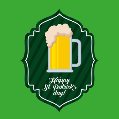 mutlu st patricks günü yeşil etiket soğuk bira içmek