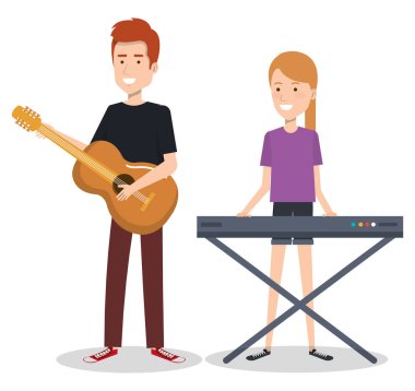 müzik aletleri oynayan çift müzisyenler