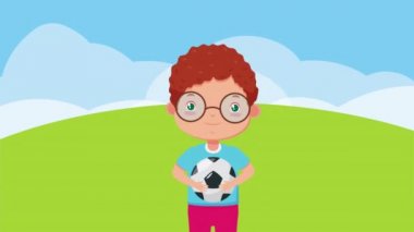 Futbol balonu karakteri olan şirin bir çocuk.