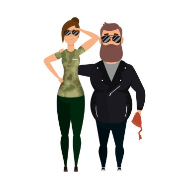 Askeri kadın karakterli bir motosikletli.