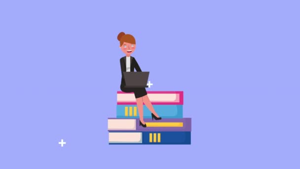 Jonge zakenvrouw zittend in boeken met pictogrammen — Stockvideo