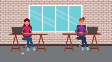 Ofiste çalışan genç iş kadınları