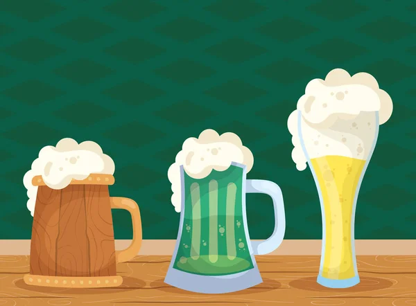 Feliz día de San Patricio tarjeta con bebidas cervezas — Archivo Imágenes Vectoriales