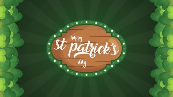 St patricks jour carte animée avec étiquette en bois et trèfles — Video