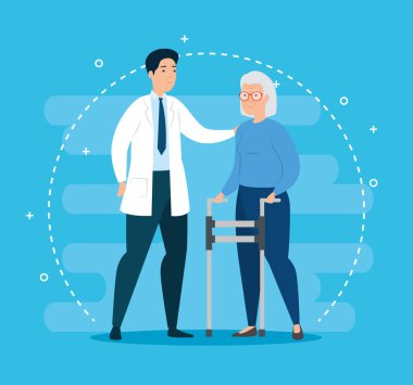 Ortopedik yürüyen ve doktor olan yaşlı bir kadın.