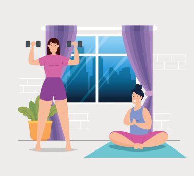 Kadınlar evde yoga yapıyor ve ağırlık kaldırıyor.
