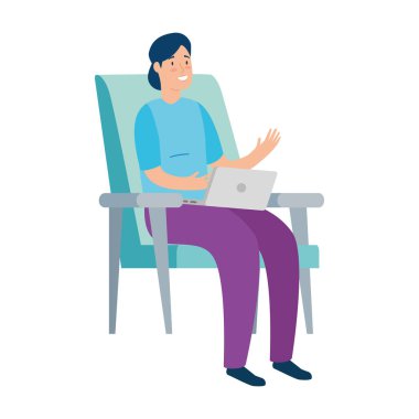 Dizüstü bilgisayarlı izole edilmiş bir ikonla sandalyede oturan kadın