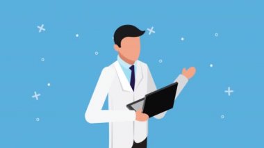 Çevrimiçi sağlık teknolojisi kullanan doktor