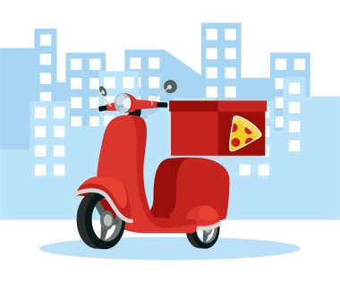 Şehirde motosikletli pizza servisi