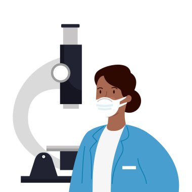 Doktor kadın afro mikroskop kullanarak yüz maskesi kullanıyor.