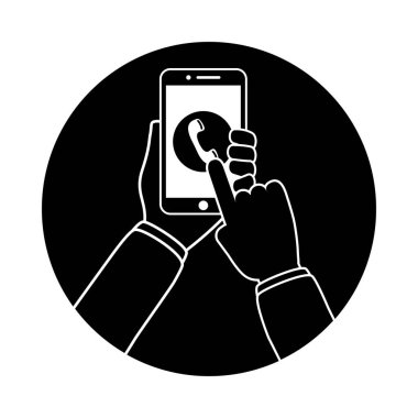 Akıllı telefon aygıtı teknolojisi kullanan eller