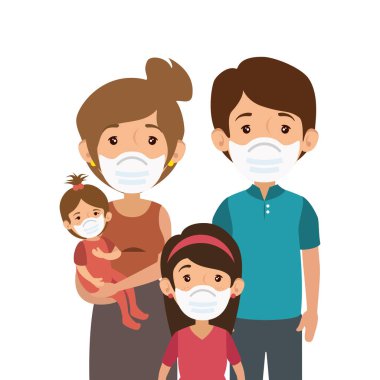 Çocuklu aileler maske takıyor.