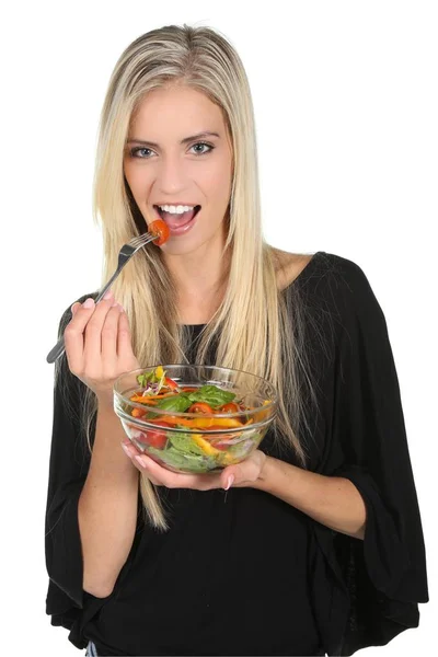 Mooie vrouw met salade — Stockfoto