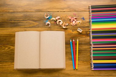 Boş tekne Not ve ahşap üzerine boya kalemi