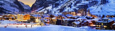 Panoramik ünlü Val D'ISERE'şehir