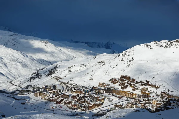Descendo Montanha Acima Val Thorens França — Fotografia de Stock