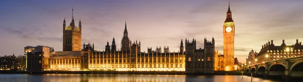 Big Ben e Casa do Parlamento — Fotografia de Stock
