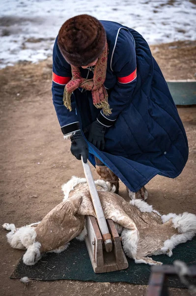 2020 Buryatia Republic Niedaleko Ułan Ude Syberia Rosja Kobieta Pogrzebowa — Zdjęcie stockowe