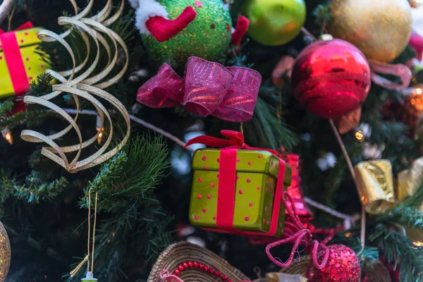 Beautiful Christmas Tree Decoration — Stock Photo, Image
