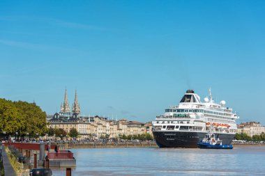 Ünlü Hollandalı gemisi Prinsendam